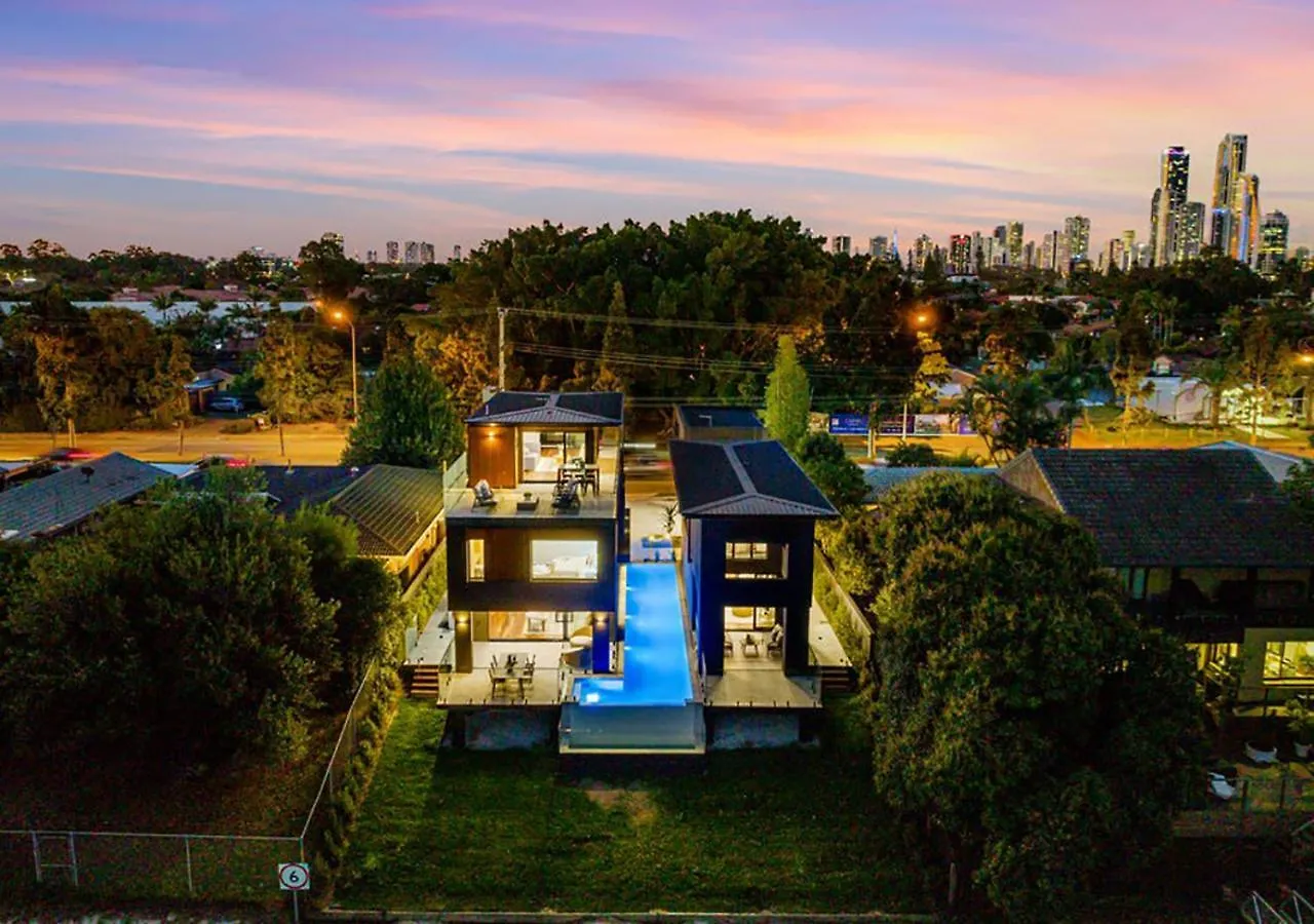 Brand New Modern 8 Bedroom Villa In City Centre - Heated Modern Infinity Pool location